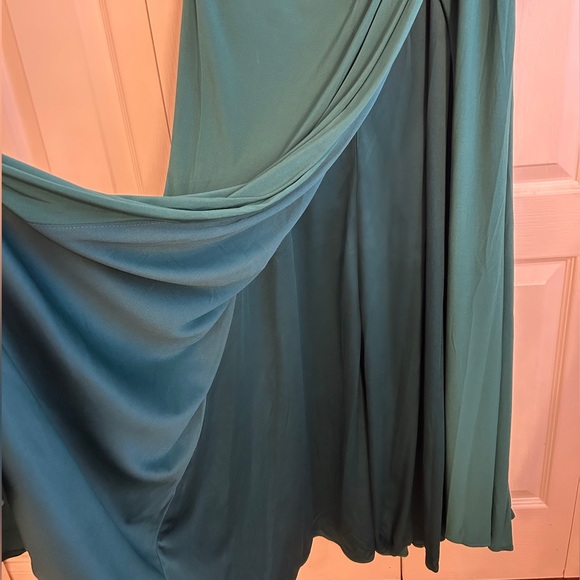 MAC DUGGAL Embellished Drop Shoulder Gown - Picture 8 of 11